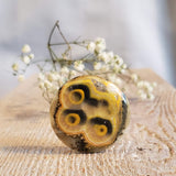 Bumblebee stone