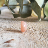 Moonstone (peach)