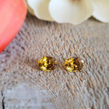 Zircon (yellow) - Pair