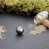 Tahitian pearl, semi-round