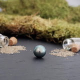Tahitian pearl, semi-round