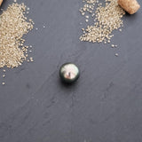 Tahitian pearl, baroque