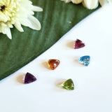 Lot: Garnet, Rhodolite Garnet, Amethyst, Sky blue Topaz and Peridot