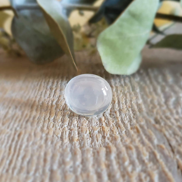 Moonstone (white)