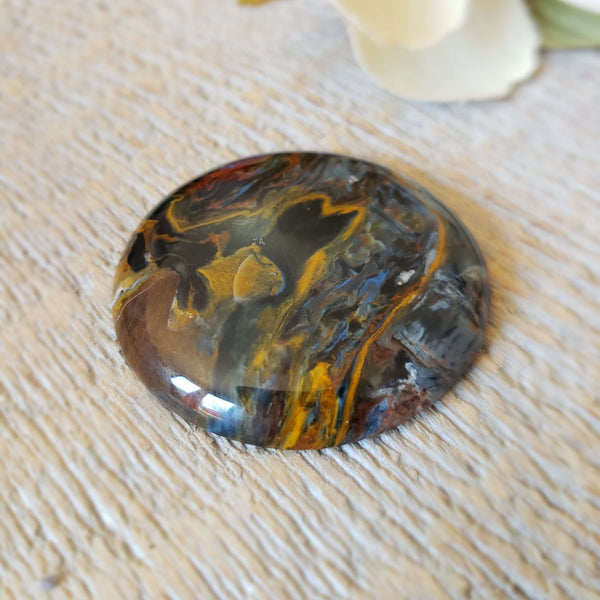 Pietersite, quartz