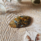 Pietersite, quartz
