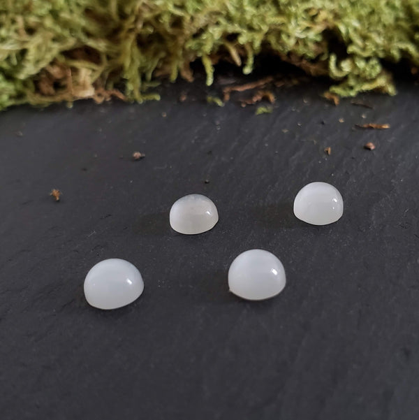 Moonstone (white) - Parcel of 4