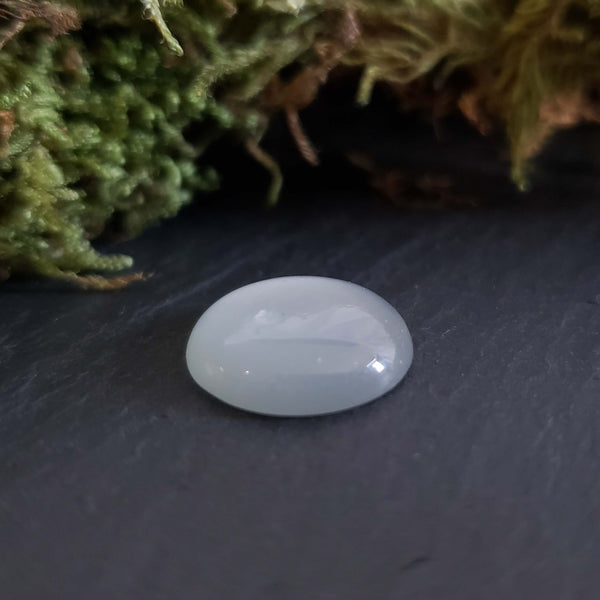 Moonstone (white)