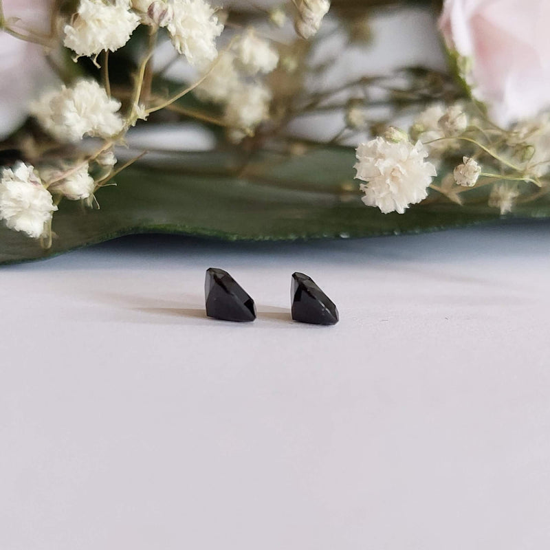 Spinel (black) - Pair