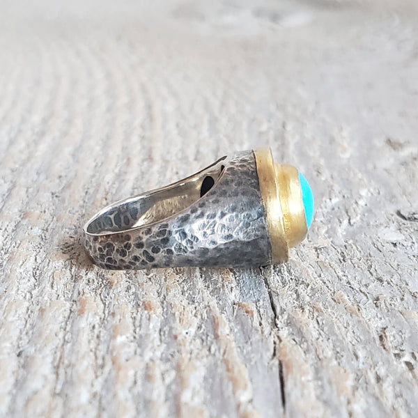 Ring with natural turquoise made with 925 silver and 24 kt gold 